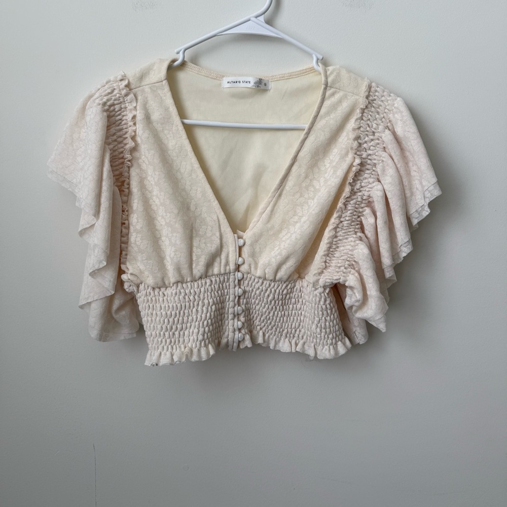Altar’d State‎ Quinn Textured Flutter Top Cream Size Small NWOT